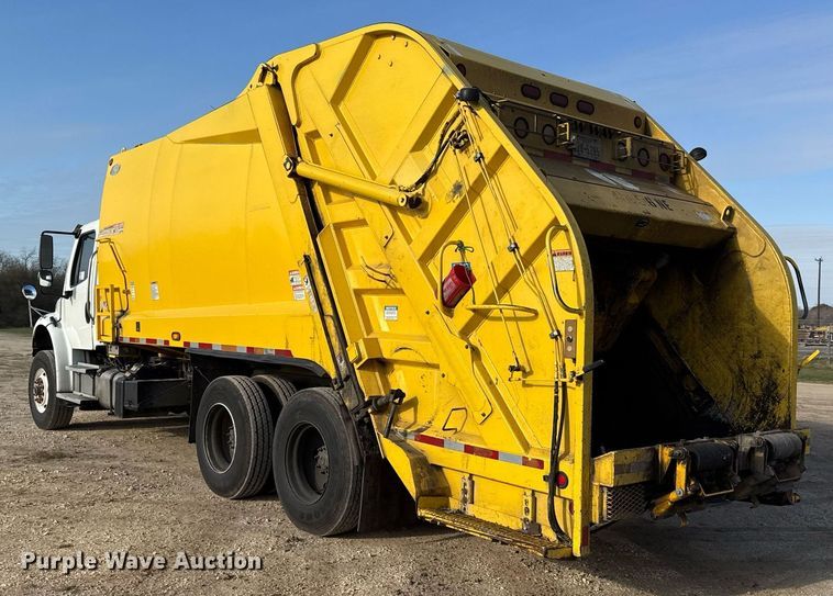 image for item ED5522 2016 Freightliner Business Class M2 refuse truck