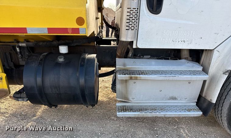 image for item ED5522 2016 Freightliner Business Class M2 refuse truck