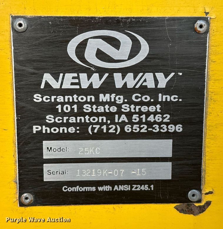 image for item ED5522 2016 Freightliner Business Class M2 refuse truck