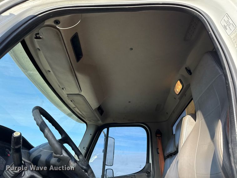 image for item ED5522 2016 Freightliner Business Class M2 refuse truck