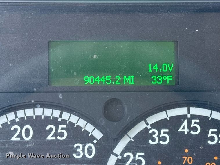 image for item ED5522 2016 Freightliner Business Class M2 refuse truck