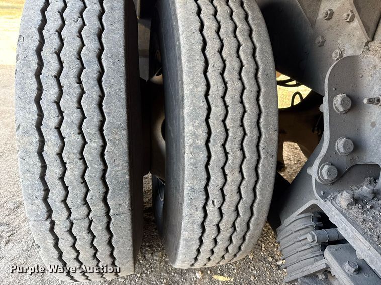 image for item ED5522 2016 Freightliner Business Class M2 refuse truck