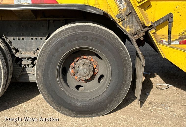 image for item ED5522 2016 Freightliner Business Class M2 refuse truck