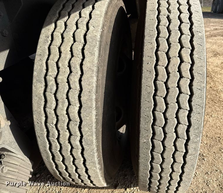 image for item ED5522 2016 Freightliner Business Class M2 refuse truck