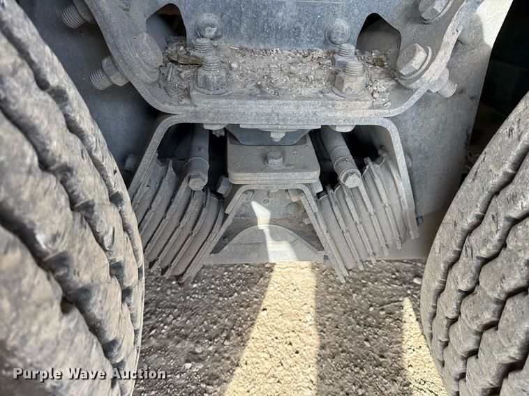 image for item ED5522 2016 Freightliner Business Class M2 refuse truck