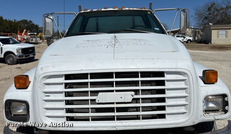 image for item ED5523 1998 Chevrolet C6500 flatbed truck