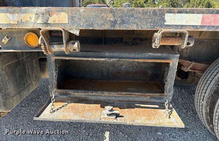 image for item ED5523 1998 Chevrolet C6500 flatbed truck