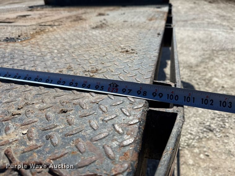 image for item ED5523 1998 Chevrolet C6500 flatbed truck