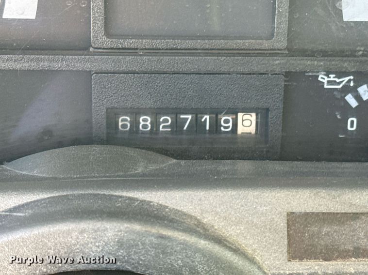 image for item ED5523 1998 Chevrolet C6500 flatbed truck