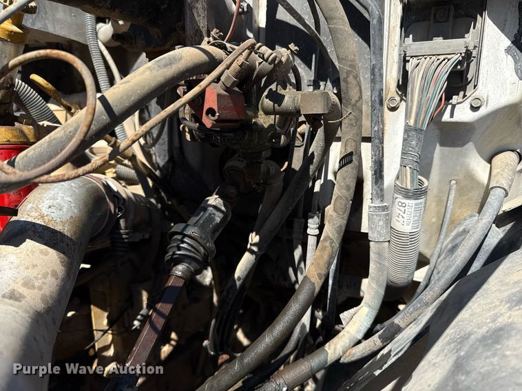 image for item ED5523 1998 Chevrolet C6500 flatbed truck