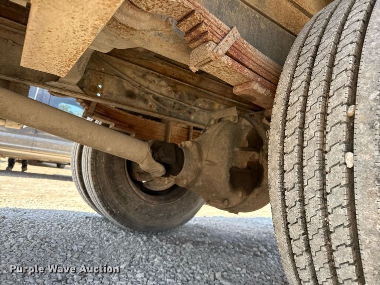 image for item ED5523 1998 Chevrolet C6500 flatbed truck