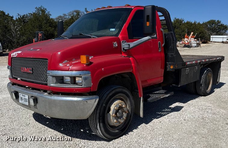 image for item ED5524 2006 GMC C5500 flatbed truck