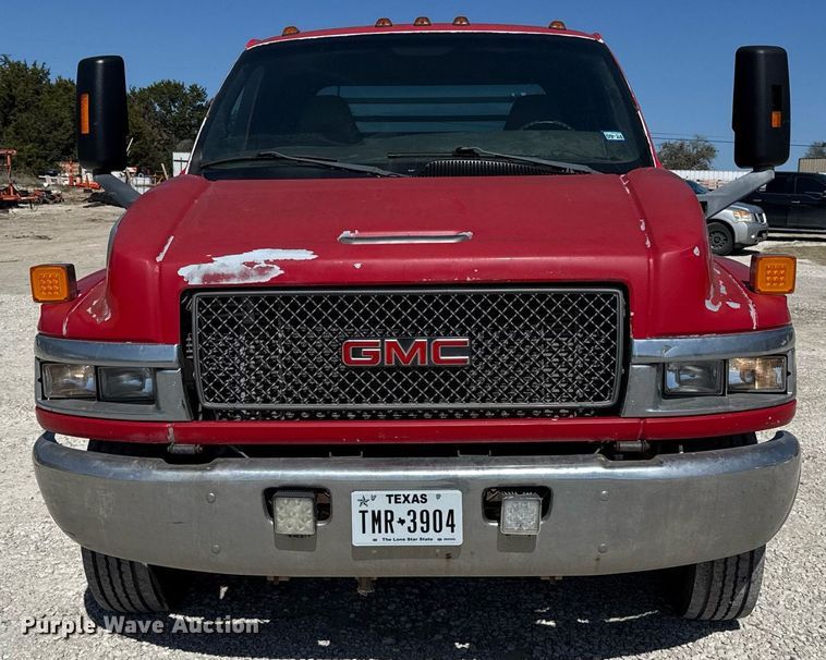 image for item ED5524 2006 GMC C5500 flatbed truck