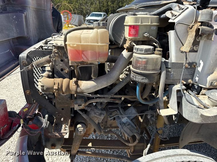 image for item ED5524 2006 GMC C5500 flatbed truck