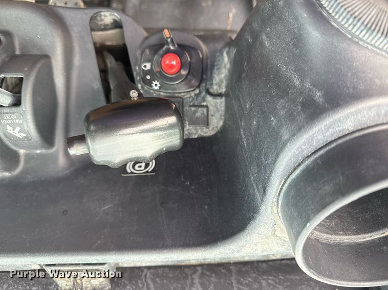 image for item EG2244 2015 Kubota RTV-X1100C utility vehicle