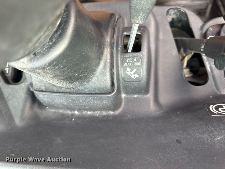 image for item EG2244 2015 Kubota RTV-X1100C utility vehicle