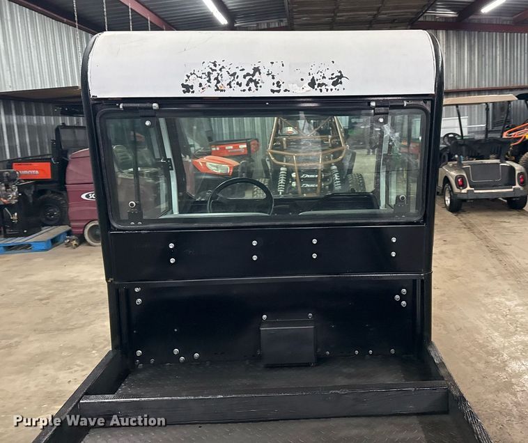 image for item EG2255 2015 Cushman Haulster utility vehicle