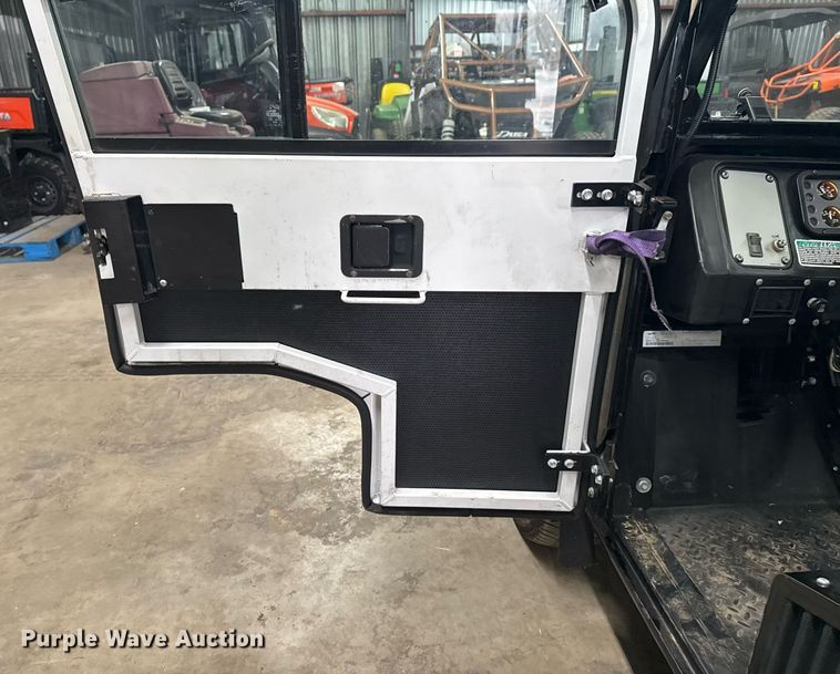 image for item EG2255 2015 Cushman Haulster utility vehicle