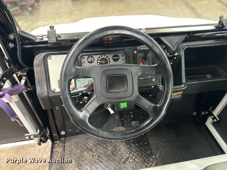 image for item EG2255 2015 Cushman Haulster utility vehicle