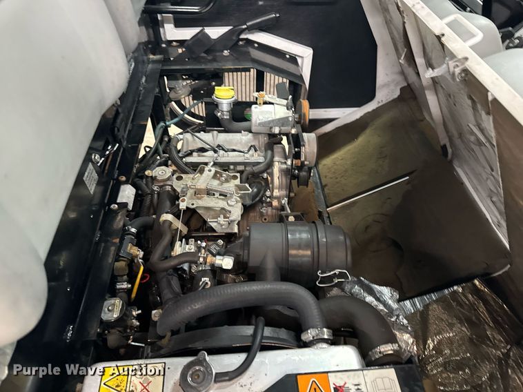 image for item EG2255 2015 Cushman Haulster utility vehicle