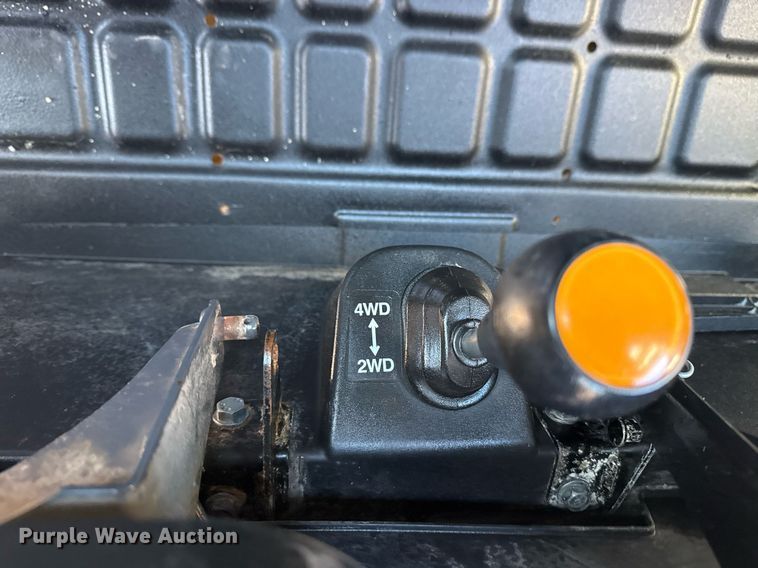 image for item EG2403 2018 Kubota RTV-X1100C utility vehicle