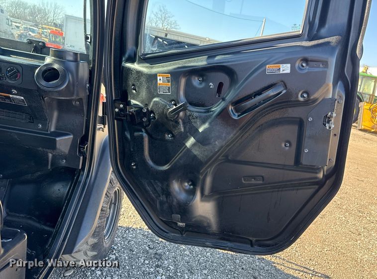 image for item EG2403 2018 Kubota RTV-X1100C utility vehicle