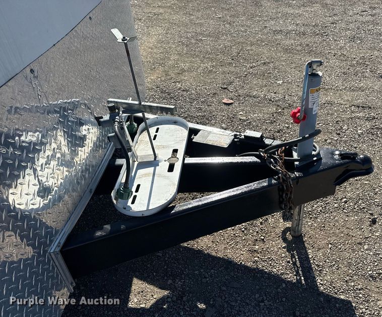 image for item EG2503 2011 Haulmark Trailers food trailer