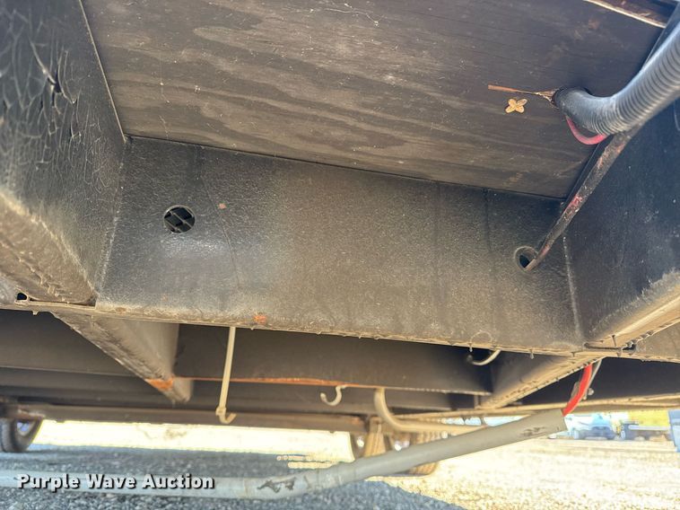 image for item EG2503 2011 Haulmark Trailers food trailer