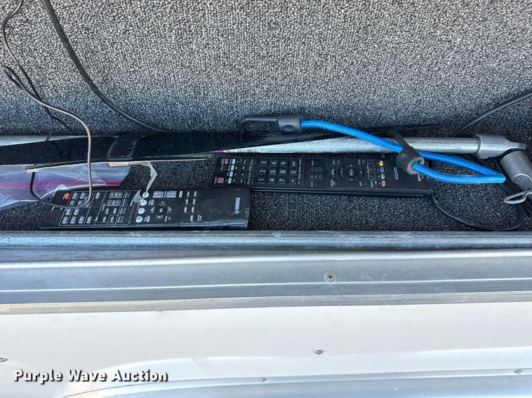 image for item EG2503 2011 Haulmark Trailers food trailer