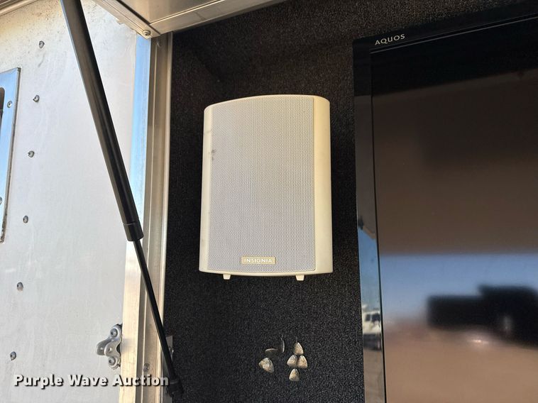 image for item EG2503 2011 Haulmark Trailers food trailer