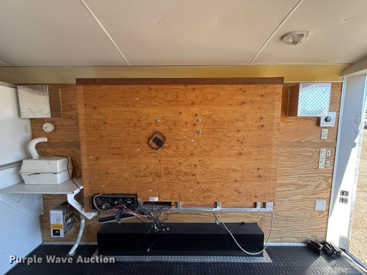 image for item EG2503 2011 Haulmark Trailers food trailer