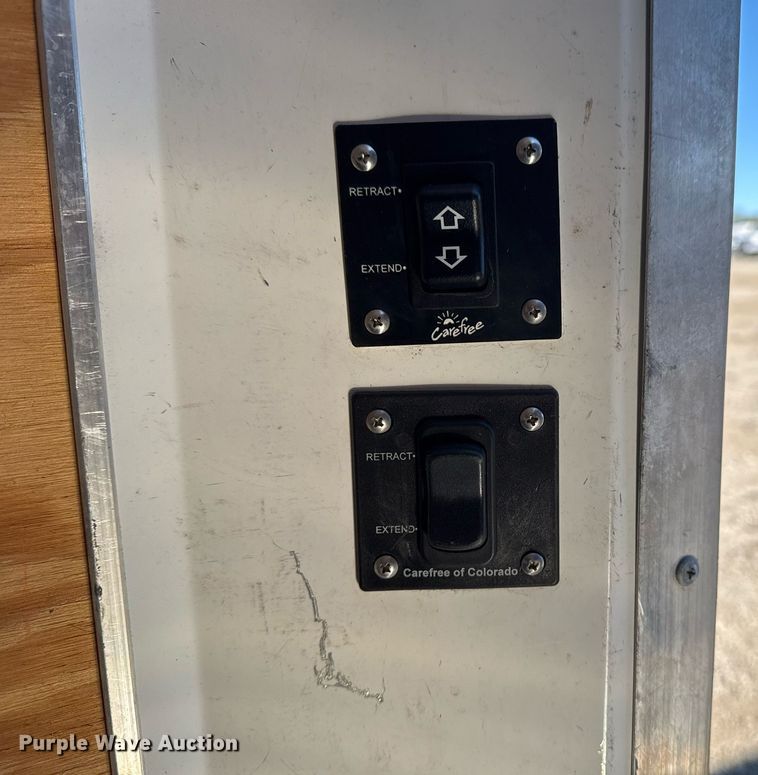 image for item EG2503 2011 Haulmark Trailers food trailer