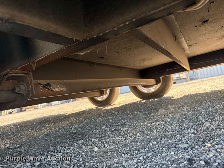 image for item EG2503 2011 Haulmark Trailers food trailer