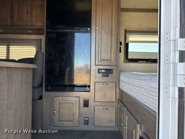 image for item EG2505 2021 Sundowner Trailers camper