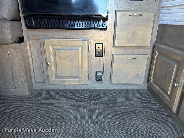 image for item EG2505 2021 Sundowner Trailers camper