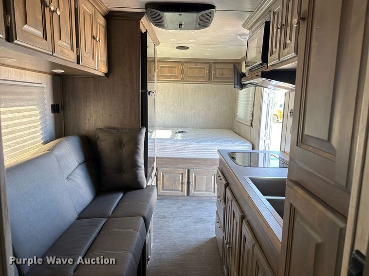 image for item EG2505 2021 Sundowner Trailers camper