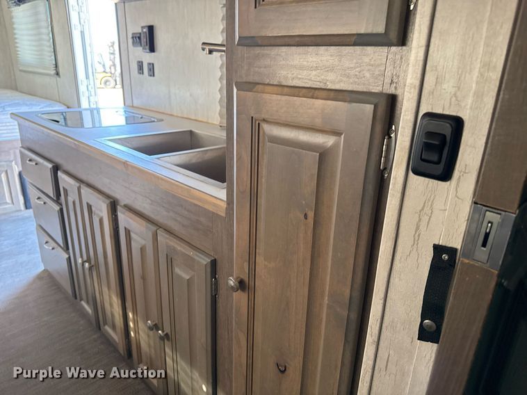 image for item EG2505 2021 Sundowner Trailers camper