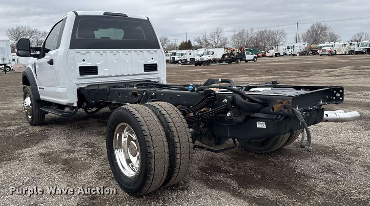 image for item EG2537 2018 Ford F550 truck cab and chassis