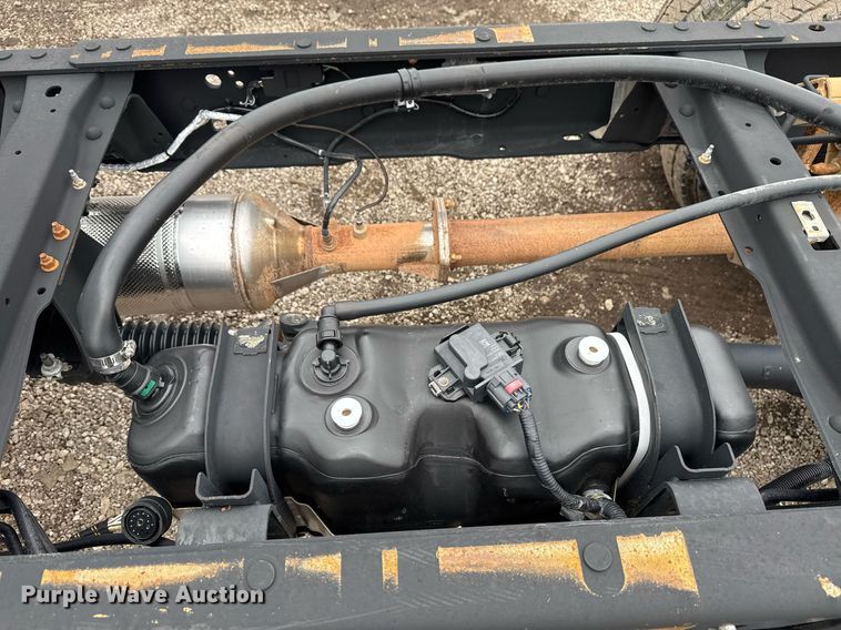 image for item EG2537 2018 Ford F550 truck cab and chassis