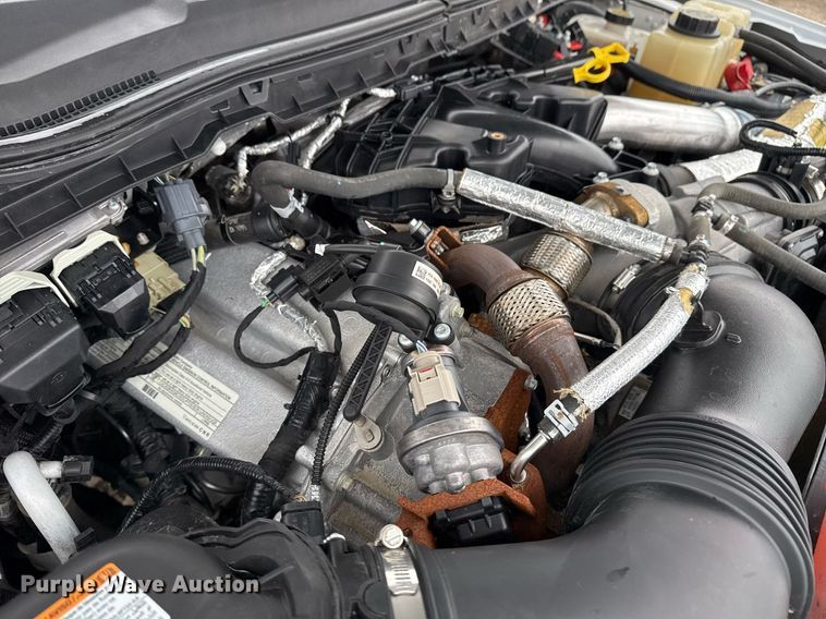 image for item EG2537 2018 Ford F550 truck cab and chassis