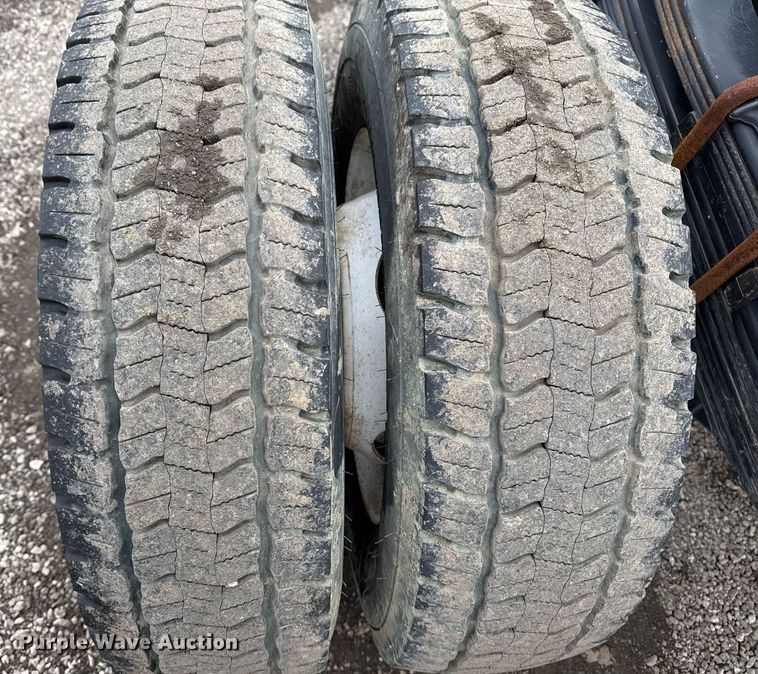 image for item EG2537 2018 Ford F550 truck cab and chassis