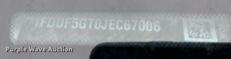 image for item EG2537 2018 Ford F550 truck cab and chassis