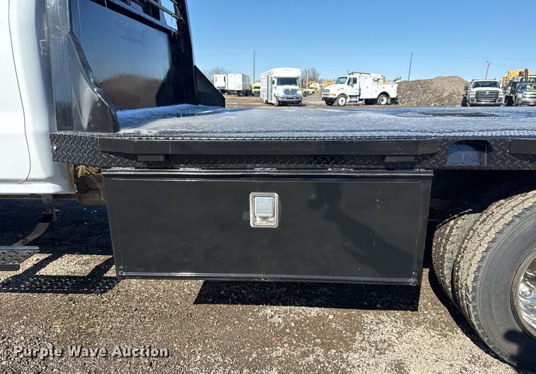 image for item EG2552 2019 Chevrolet Silverado 5500HD Crew Cab flatbed truck