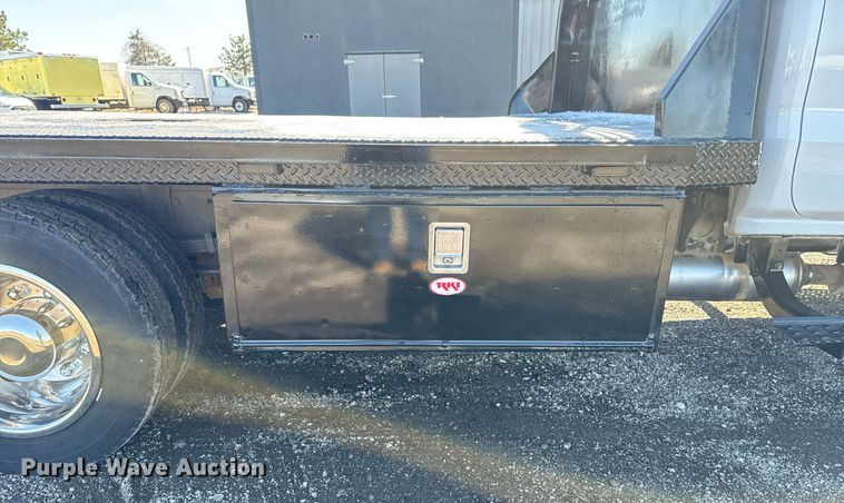 image for item EG2552 2019 Chevrolet Silverado 5500HD Crew Cab flatbed truck