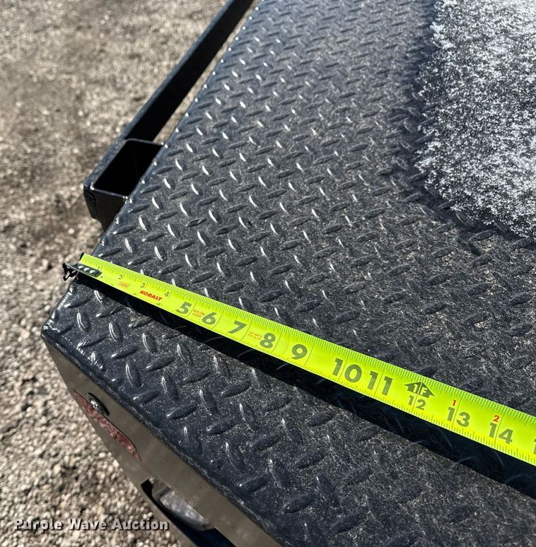 image for item EG2552 2019 Chevrolet Silverado 5500HD Crew Cab flatbed truck