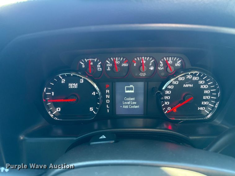 image for item EG2552 2019 Chevrolet Silverado 5500HD Crew Cab flatbed truck