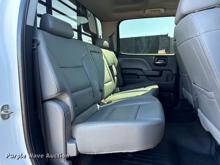 image for item EG2552 2019 Chevrolet Silverado 5500HD Crew Cab flatbed truck