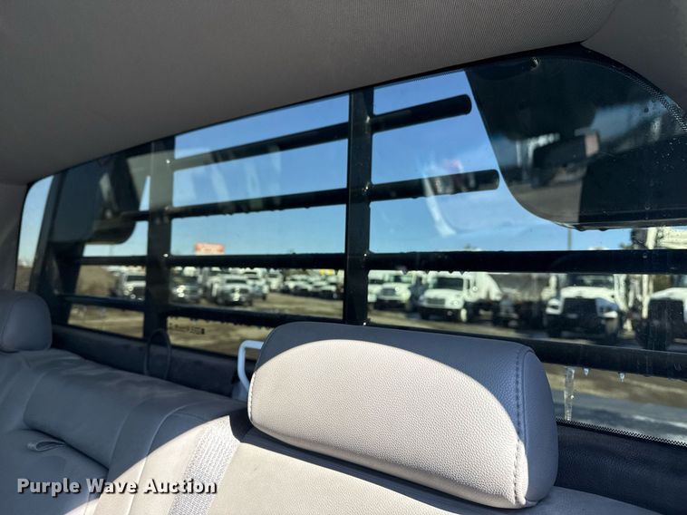 image for item EG2552 2019 Chevrolet Silverado 5500HD Crew Cab flatbed truck