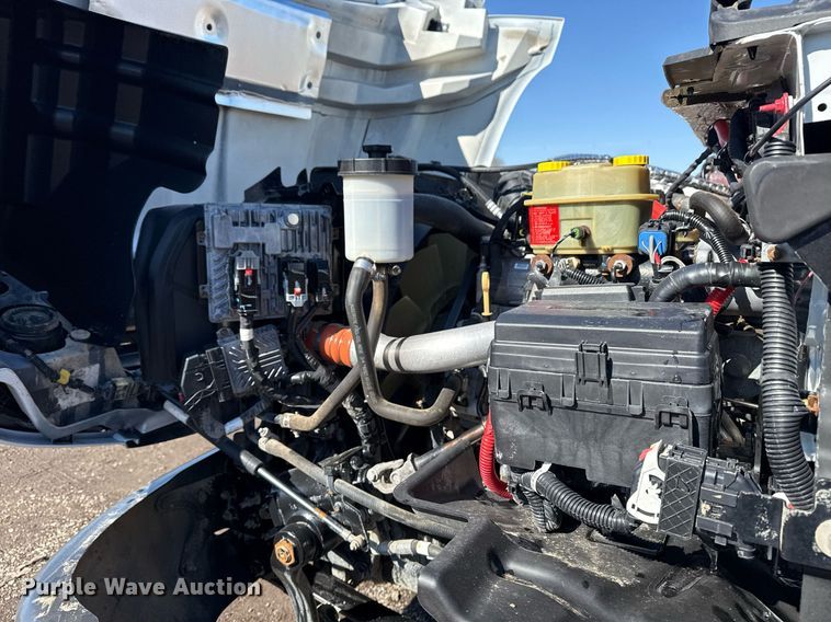 image for item EG2552 2019 Chevrolet Silverado 5500HD Crew Cab flatbed truck