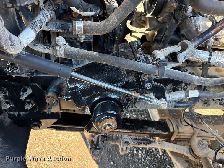 image for item EG2552 2019 Chevrolet Silverado 5500HD Crew Cab flatbed truck